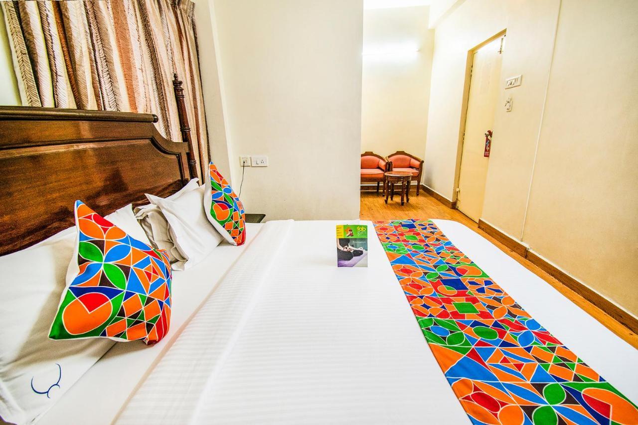 Hotel Crescent Inn Chennai Dış mekan fotoğraf