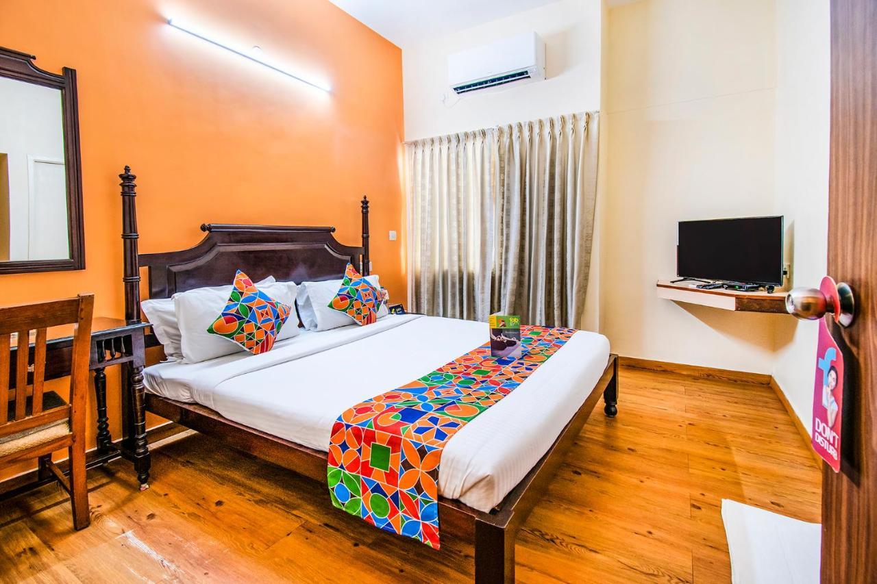 Hotel Crescent Inn Chennai Dış mekan fotoğraf