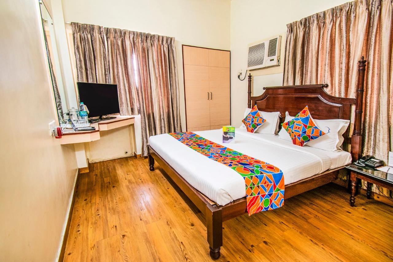Hotel Crescent Inn Chennai Dış mekan fotoğraf